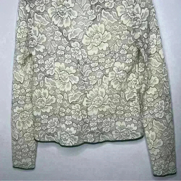 Aritzia Babaton Floral Lace Ivory Black Sheer Top. - Picture 5 of 7